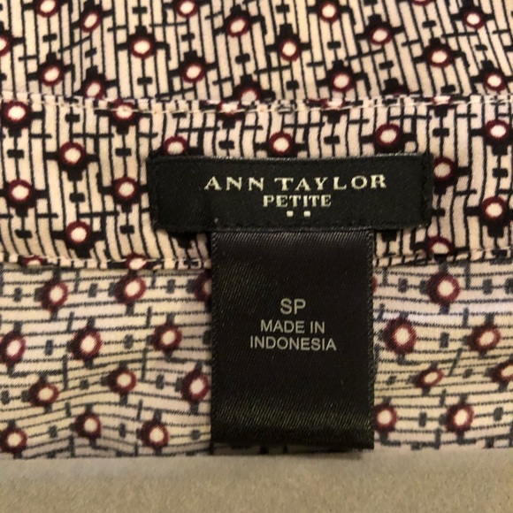 Ann Taylor Print Top - Picture 7 of 8